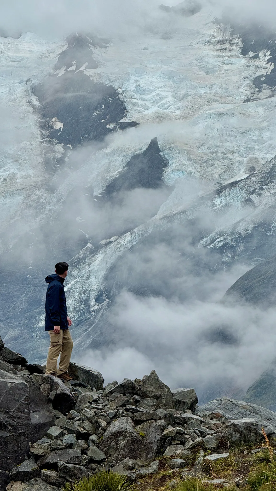Credit to my brother for this excellent shot of me looking toward the glaciers at Aoraki/Mount Cook.